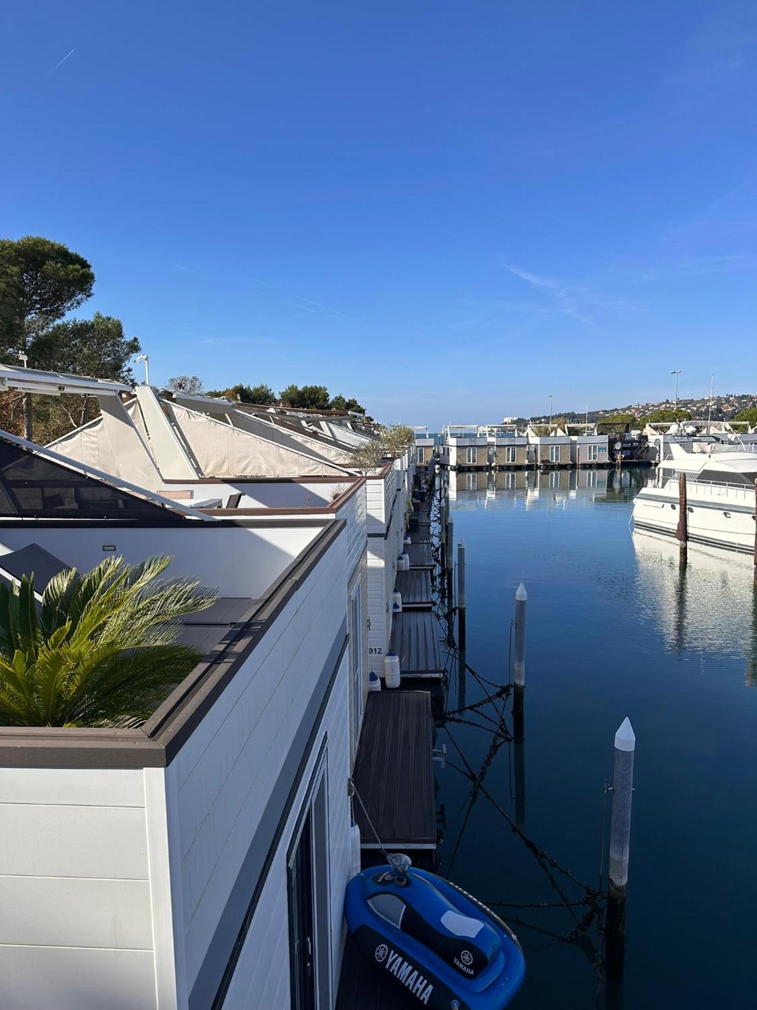 شقة Floating House - Marina Pearl بورتوروز المظهر الخارجي الصورة