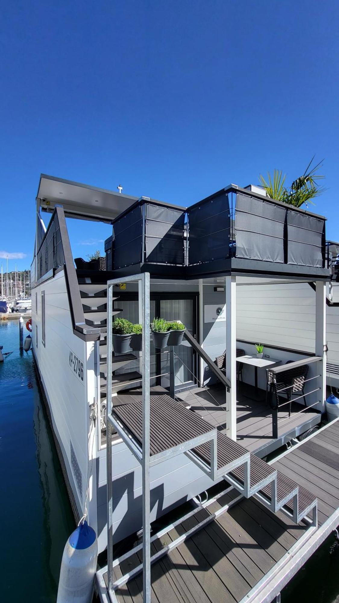 شقة Floating House - Marina Pearl بورتوروز المظهر الخارجي الصورة